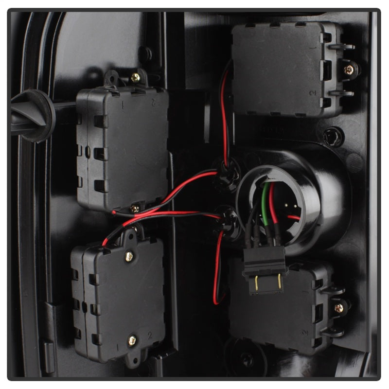 Spyder 07-13 Chevy/GMC Silverado/Sierra Version 3 LED Tail Light - Black