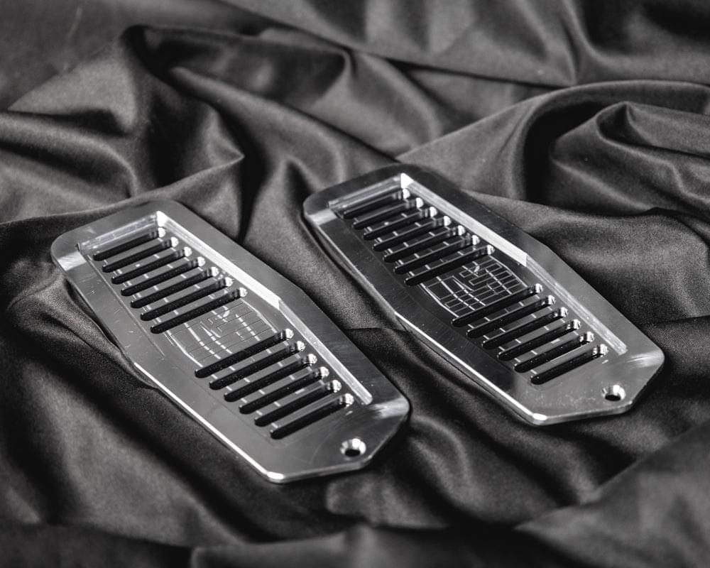 Black billet vents