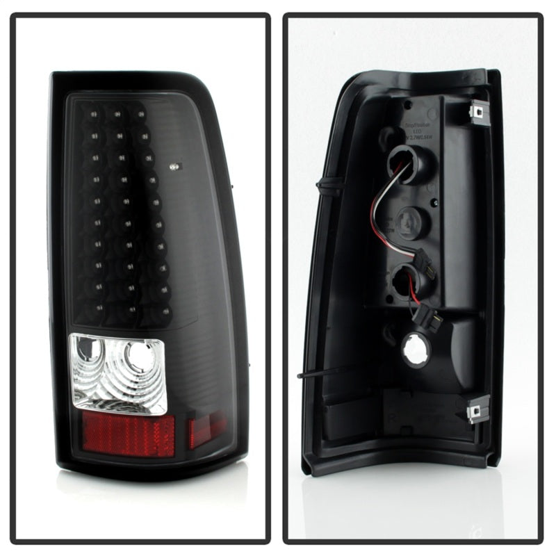 Luces traseras LED Spyder Xtune 99-02 Chevy Silverado 1500 | 99-06 GMC Sierra 1500 - Negras (no se adaptan a los laterales)