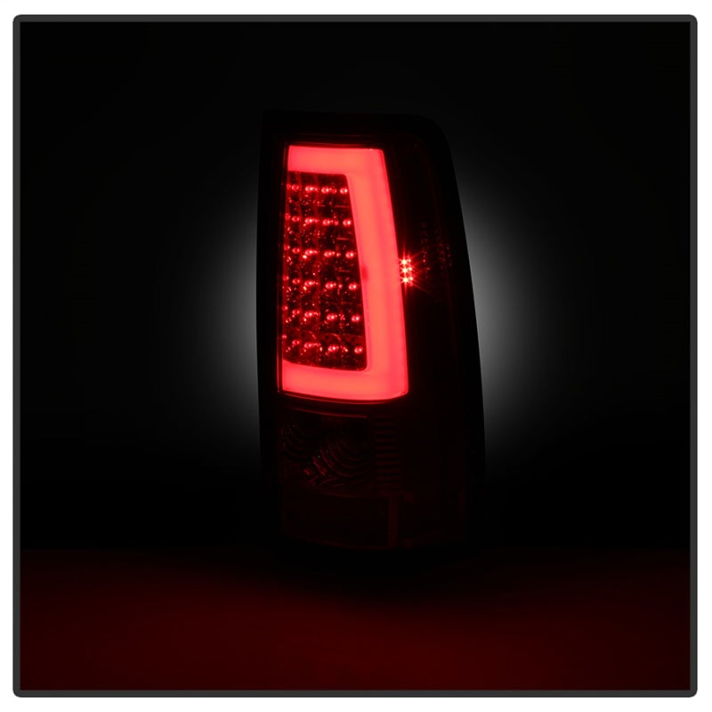 Luces traseras LED Spyder Xtune 99-02 Chevy Silverado 1500 | 99-06 GMC Sierra 1500 versión 3 - Rojo transparente (no se adapta a los laterales)