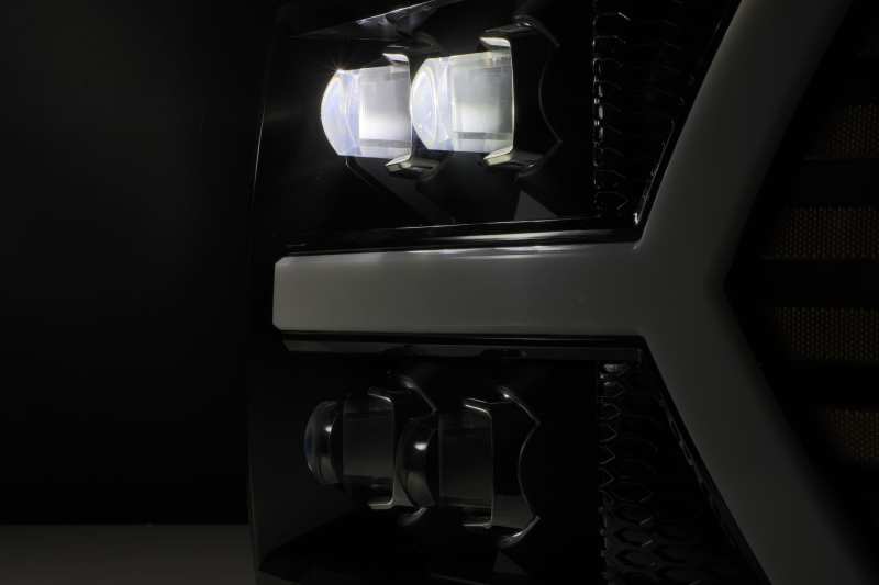 AlphaRex 07-13 Chevy 1500 NOVA Projector Headlights Plank Style Chrome w/ Active Light/Sequence Signal