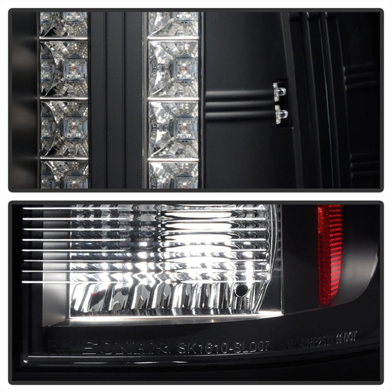Spyder 07-13 Chevy Silverado Version 3 Light Bar LED Tail Light - Black