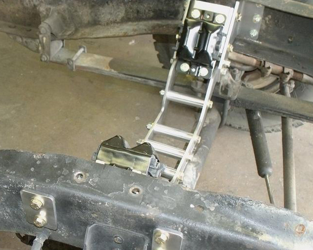 Dirty Dingo - Chevrolet | GMC 1967-72 4X4 LS Conversion Cross Member